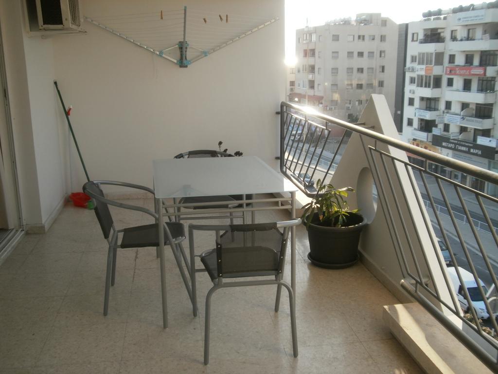 לרנקה Alora Apartments מראה חיצוני תמונה
